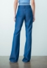 PANTALONE FLARE IN DENIM CON BOTTONE GIOIELLO LOGATO