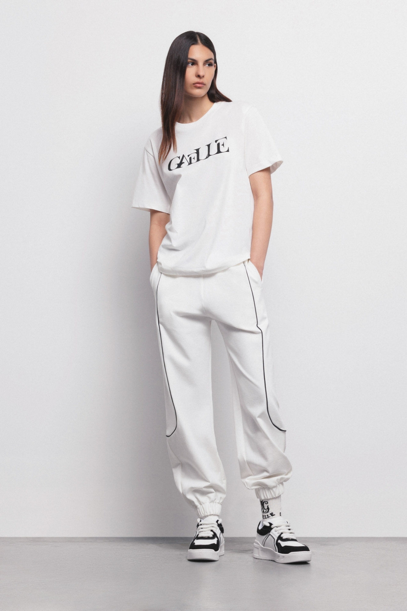 【楽天市場】【春先取りSpring SALE 】通常価格¥11,690→¥7,900 セットアップ デニム キャミソール ワイドパンツ レディース  カジュアル ママファッション 肩紐アジャスター インディゴ ブラック フリーサイズ 送料無料 CHERI/デニムセットアップ : CHERI 
