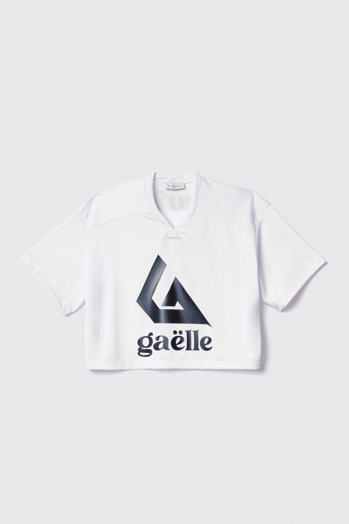 T-shirt con scollo a v • Bianco