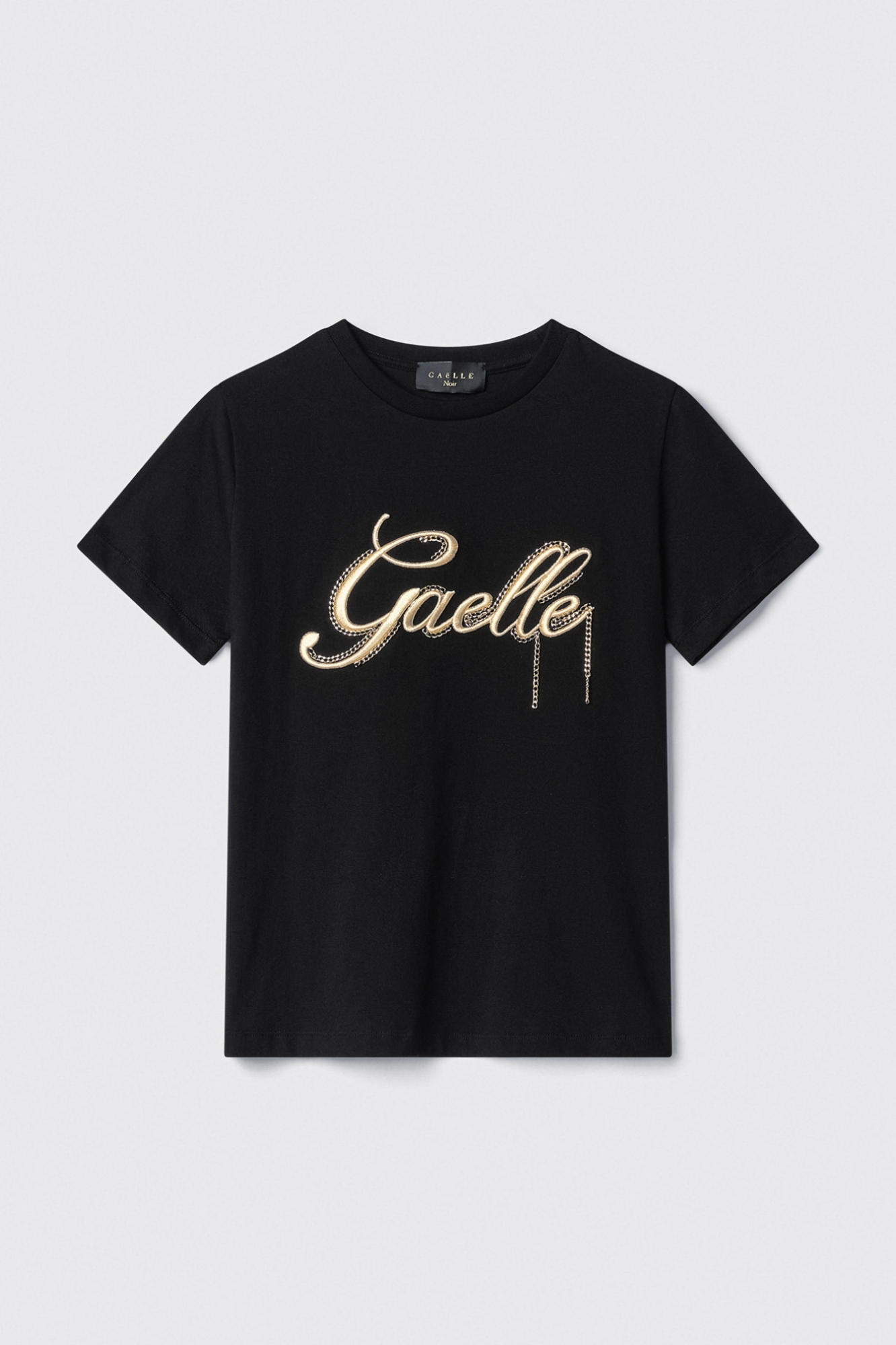 T-shirt paricollo con ricamo • Nero