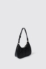 Reg shoulder strap con matelasse' e logo in metallo • Nero