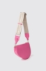 Reg moon bag con logo in metallo e tracolla jacquard • Fucsia