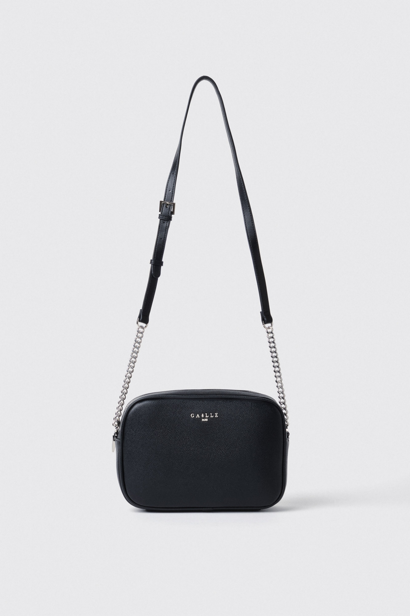 Reg camera bag con logo in metallo • Nero