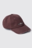Cappello con visiera sfrangiata e logo in metallo • Marrone