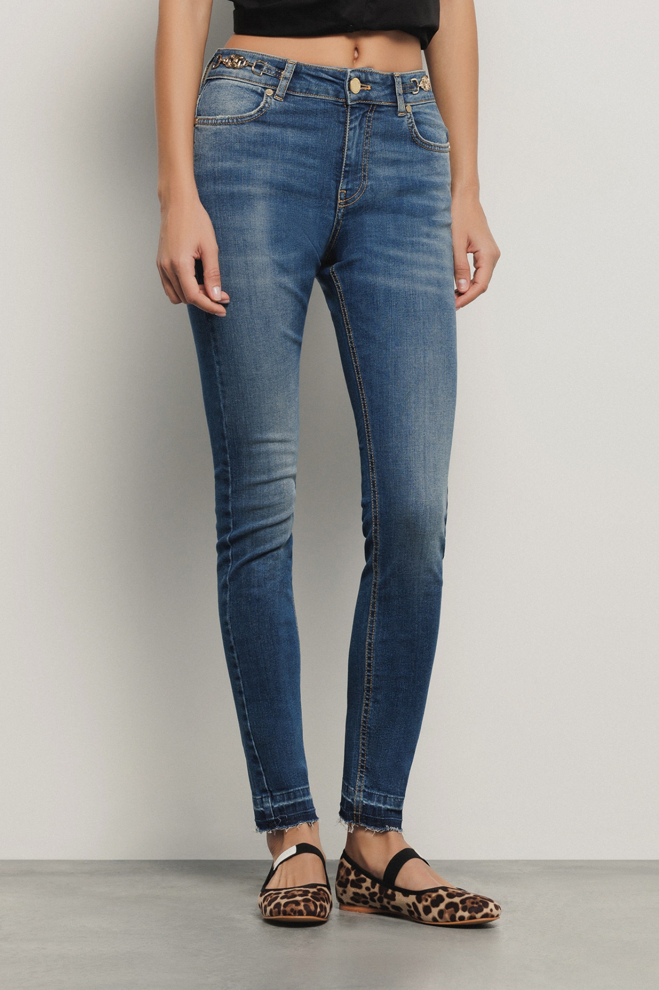 Pantalone mandy skinny carry over con morsetti • Blu