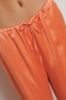 Pantalone dritto in raso • Arancione melone