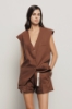 Gilet over con apertura sul retro in lino • Marrone cocco
