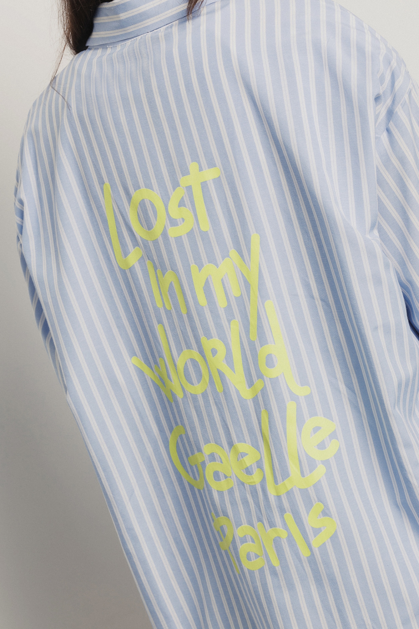 Camicia con doppio polsino in popeline bastonetto • Azzurro