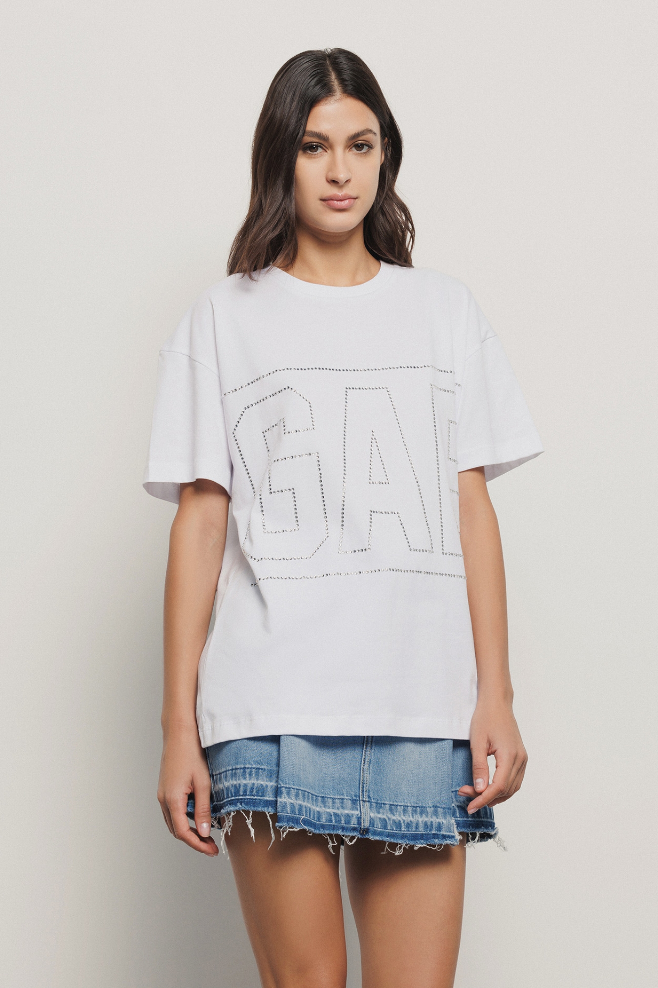 T shirt in jersey paricollo con strass • Bianco