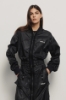 Bomber nylon cropped zippato con smacchinato su polsi e stampa • Nero