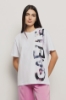 T shirt jersey paricollo con maxi stampa • Bianco