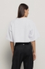 Felpa paricollo mezza manica crop raglan con laccio fantasia e stampa • Bianco