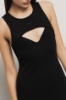 Abito midi girocollo smanicato con scollatura a cuore • Nero