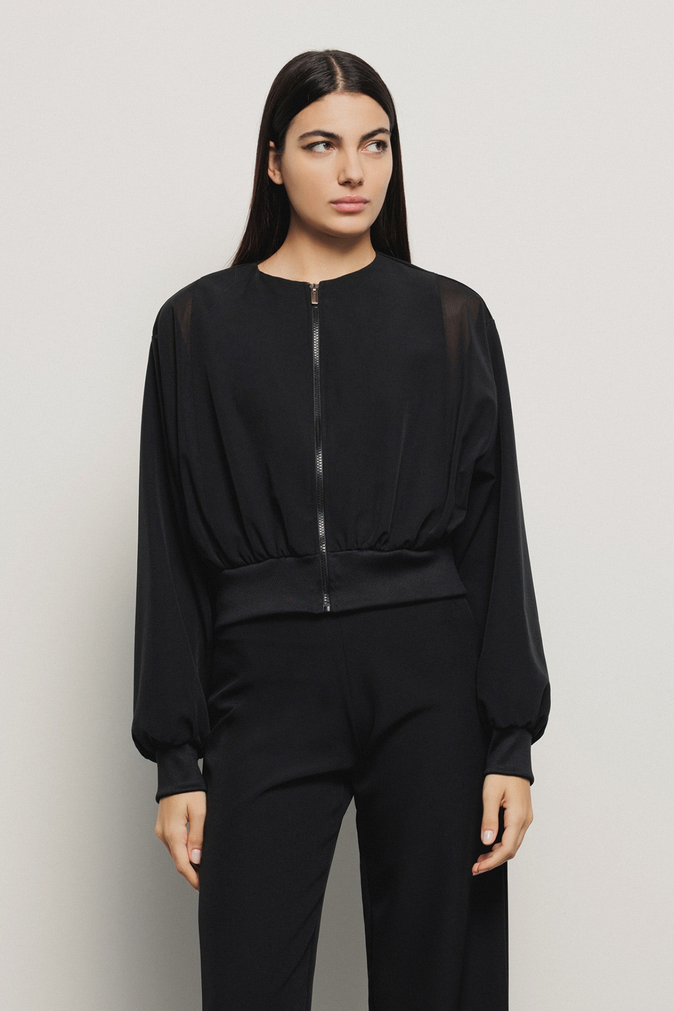 Giubbino zip con dettaglio tulle • Nero