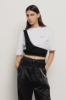 T-shirt crop con dettaglio monospalla • Bianco