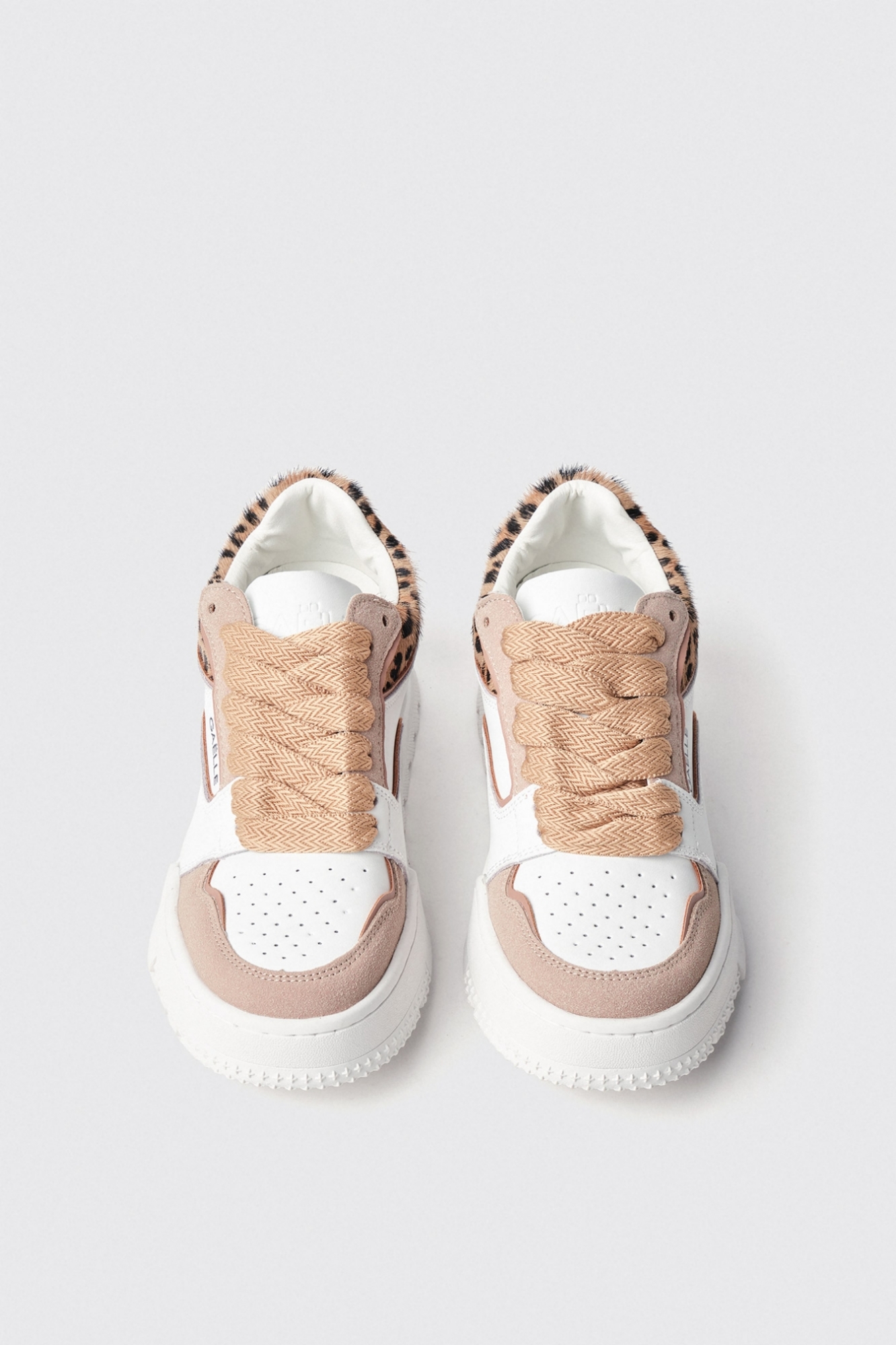 Sneakers skaters in action leather con inserti animalier e glitter • Animalier beige