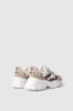 Sneakers runner in mesh con stopper logato in rubber e inserti animalier • Animalier beige