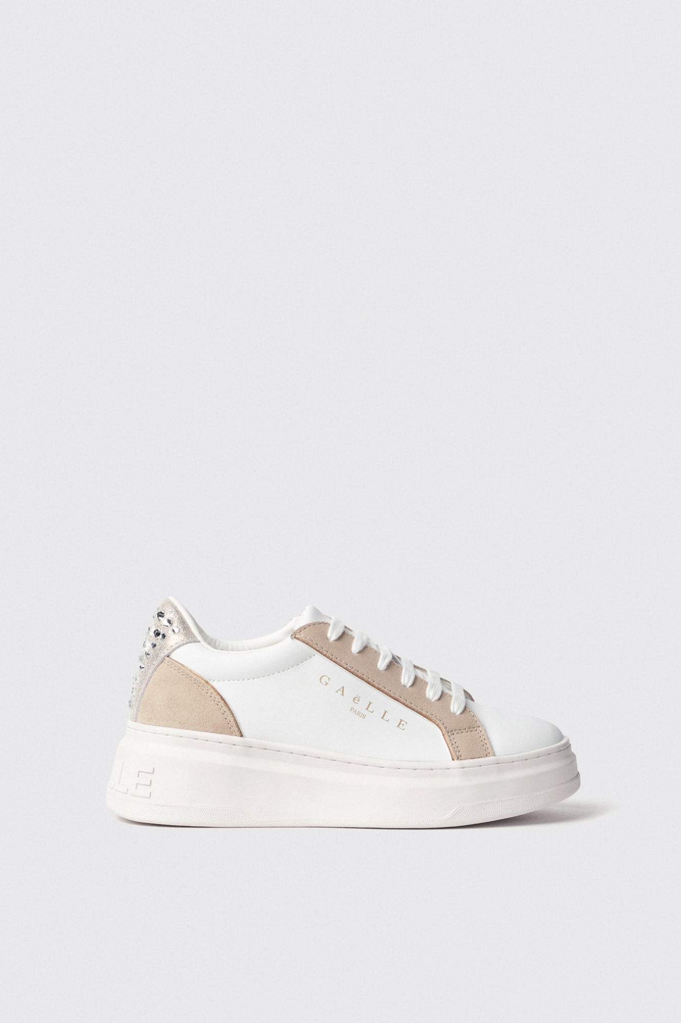Sneakers addict in action leather con inserti in suede e strass e suola logata • Safari