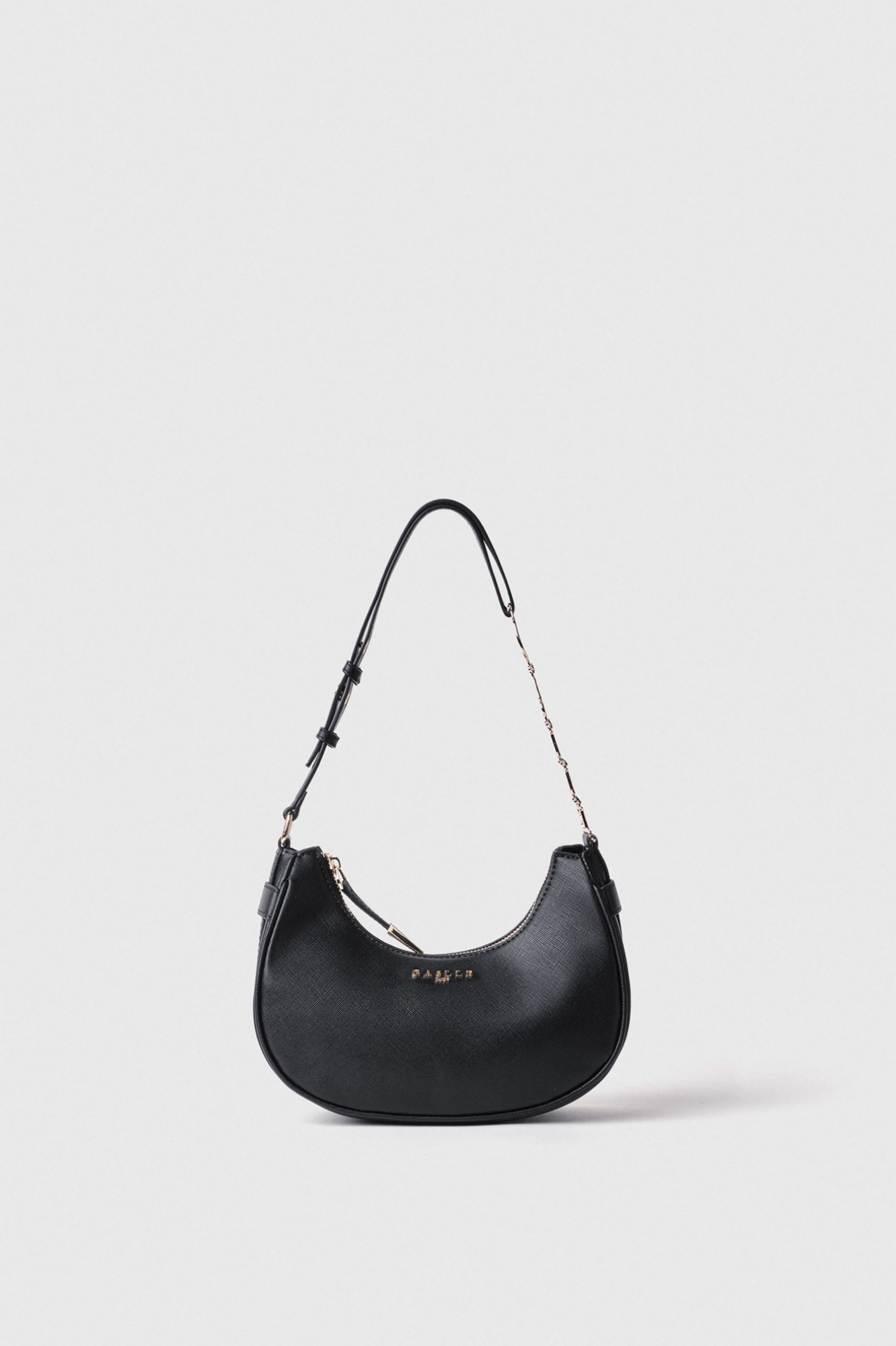 Reg moon bag con logo in metallo e logo catena su tracolla • Nero