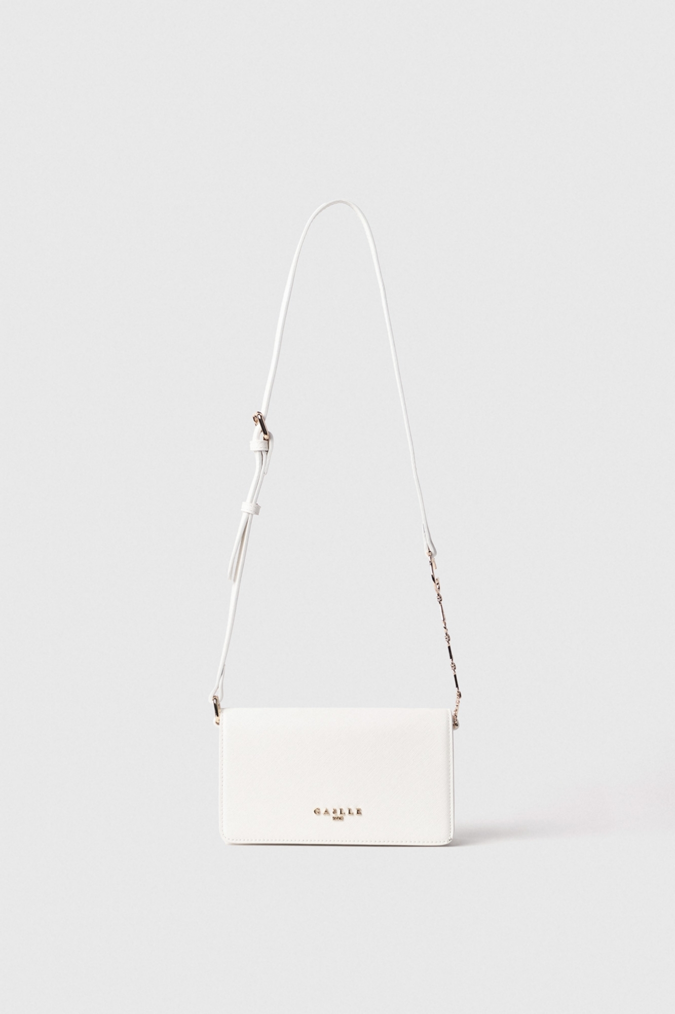 Mini shoulder strap con logo in metallo e logo catena su tracolla • Bianco