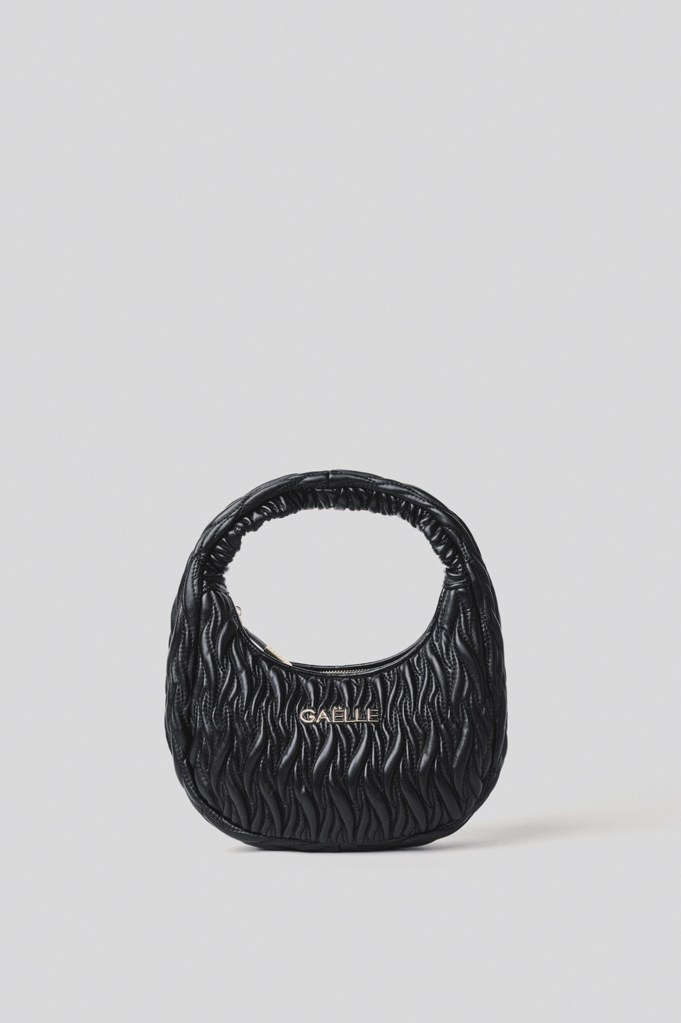 Maxi hobo plisse' con logo in metallo • Nero