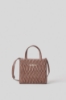 Reg. shopper plisse' con logo in metallo • Tabacco
