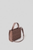Reg. shopper plisse' con logo in metallo • Tabacco