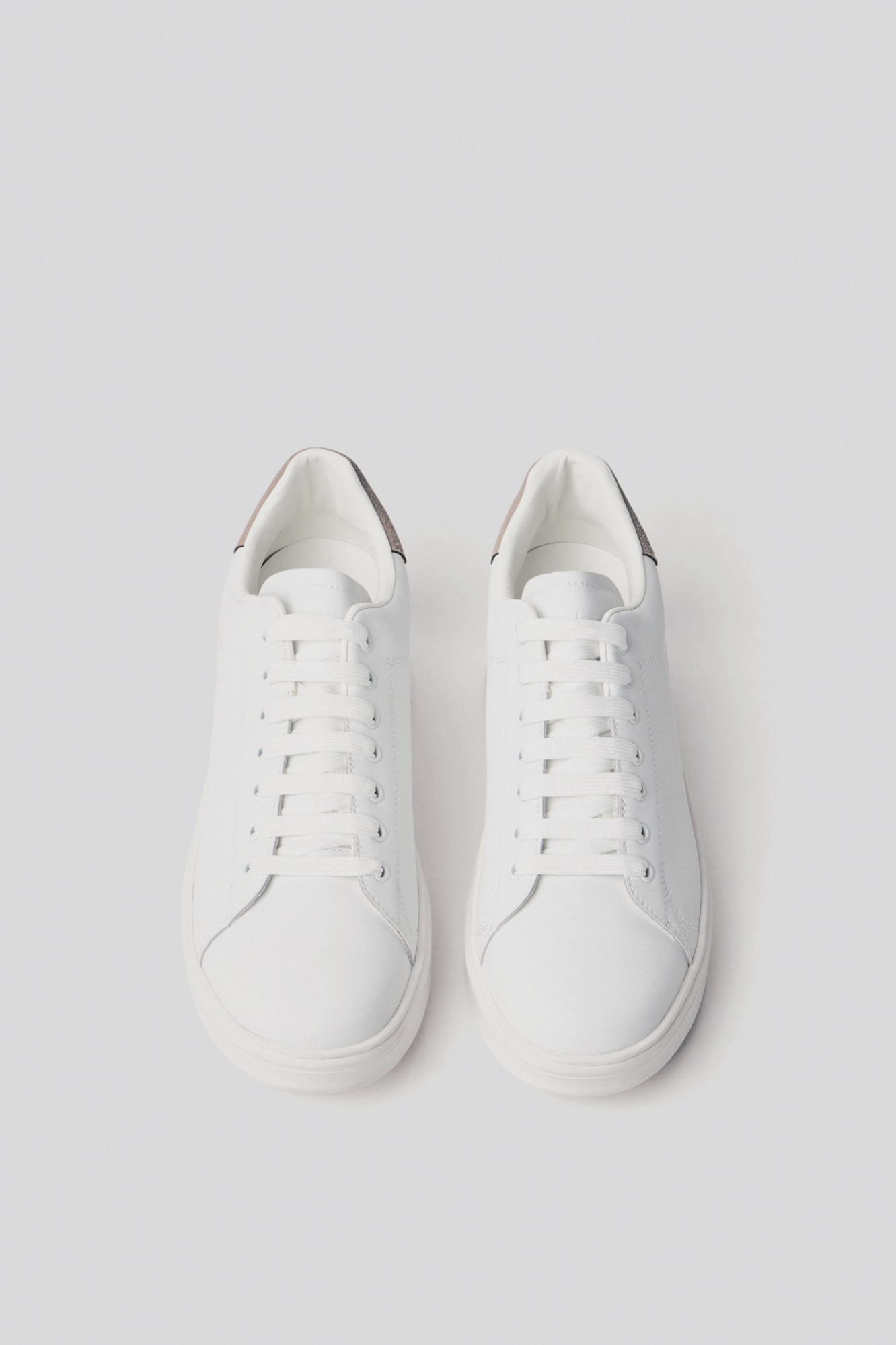 Sneakers addict in action leather con patch in suede • Safari
