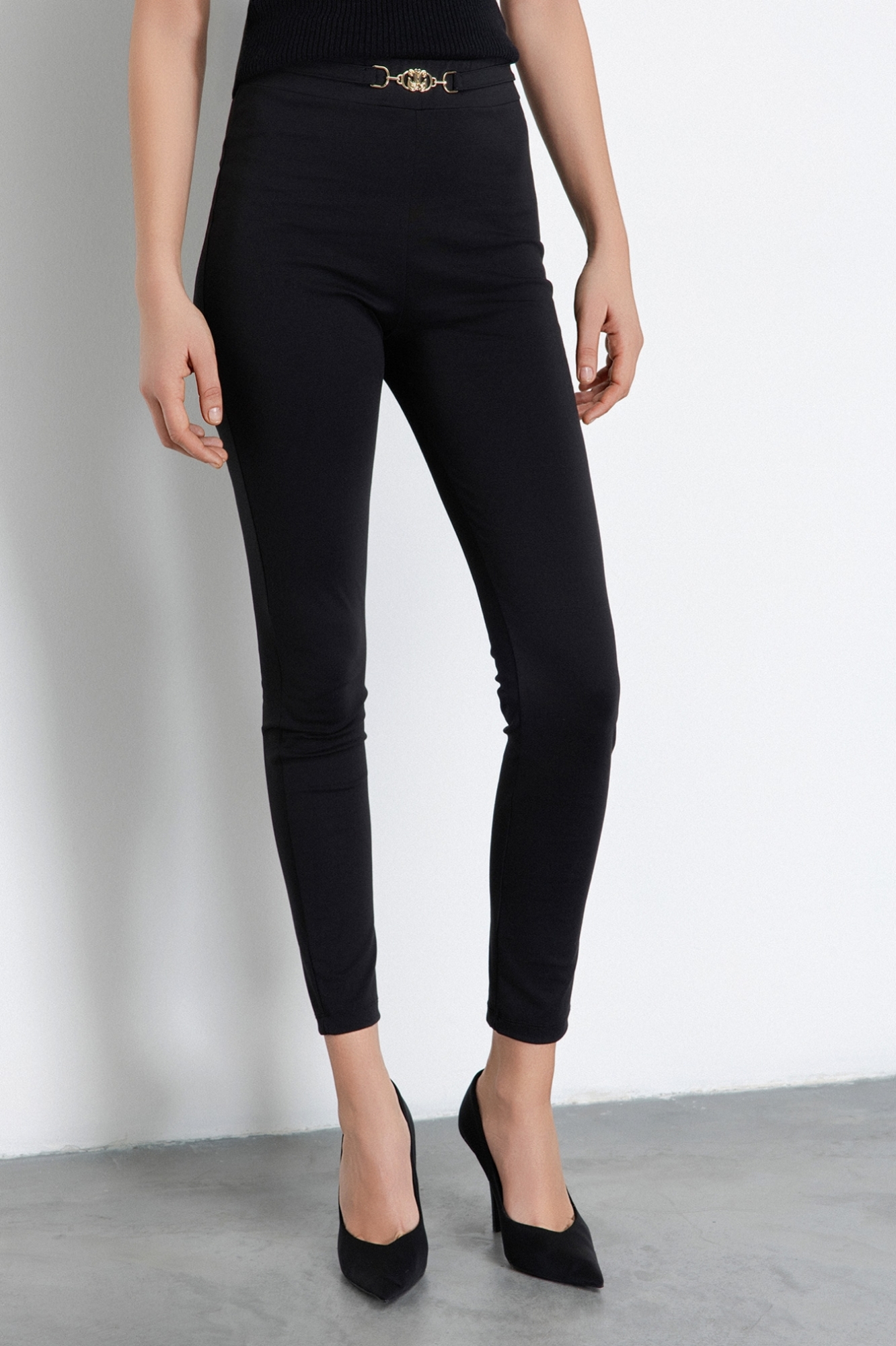 Leggings A Vita Con Conturino E Applicazione Morsetto • Nero