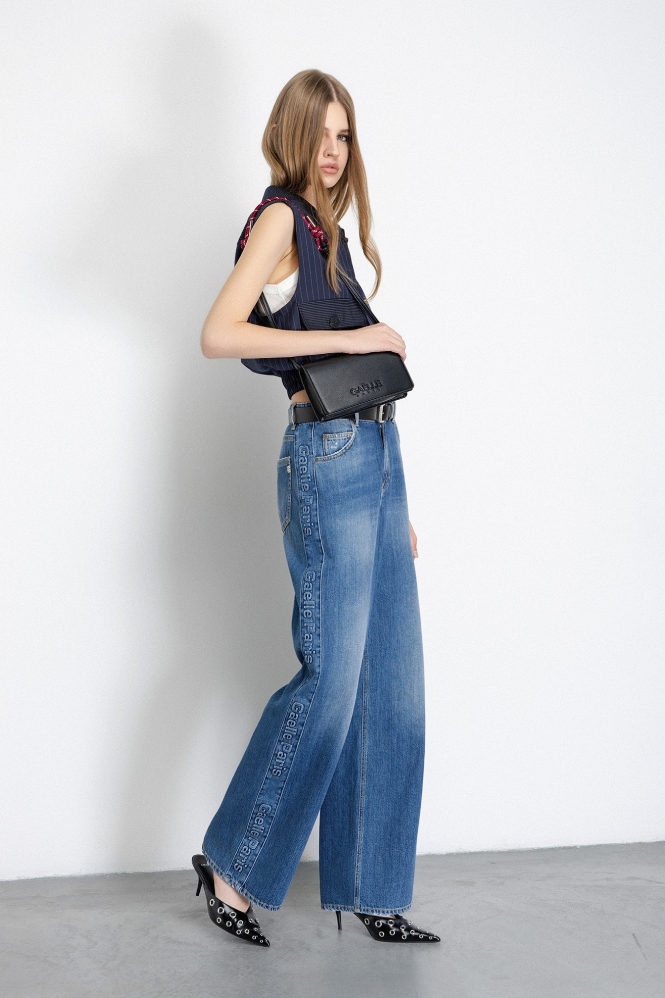 Mini Shoulder Strap Tracking • Nero