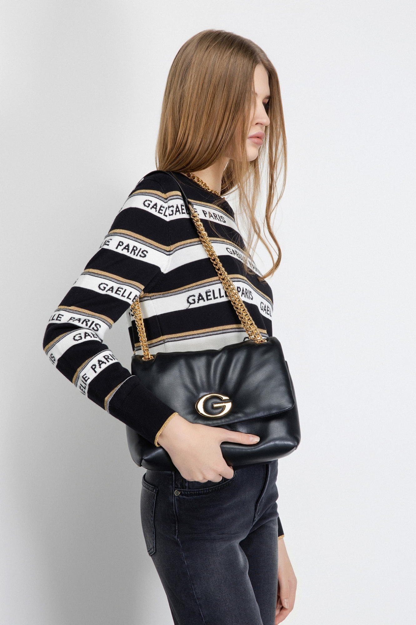 Regular Shoulder Strap Puffer Maxi G • Nero