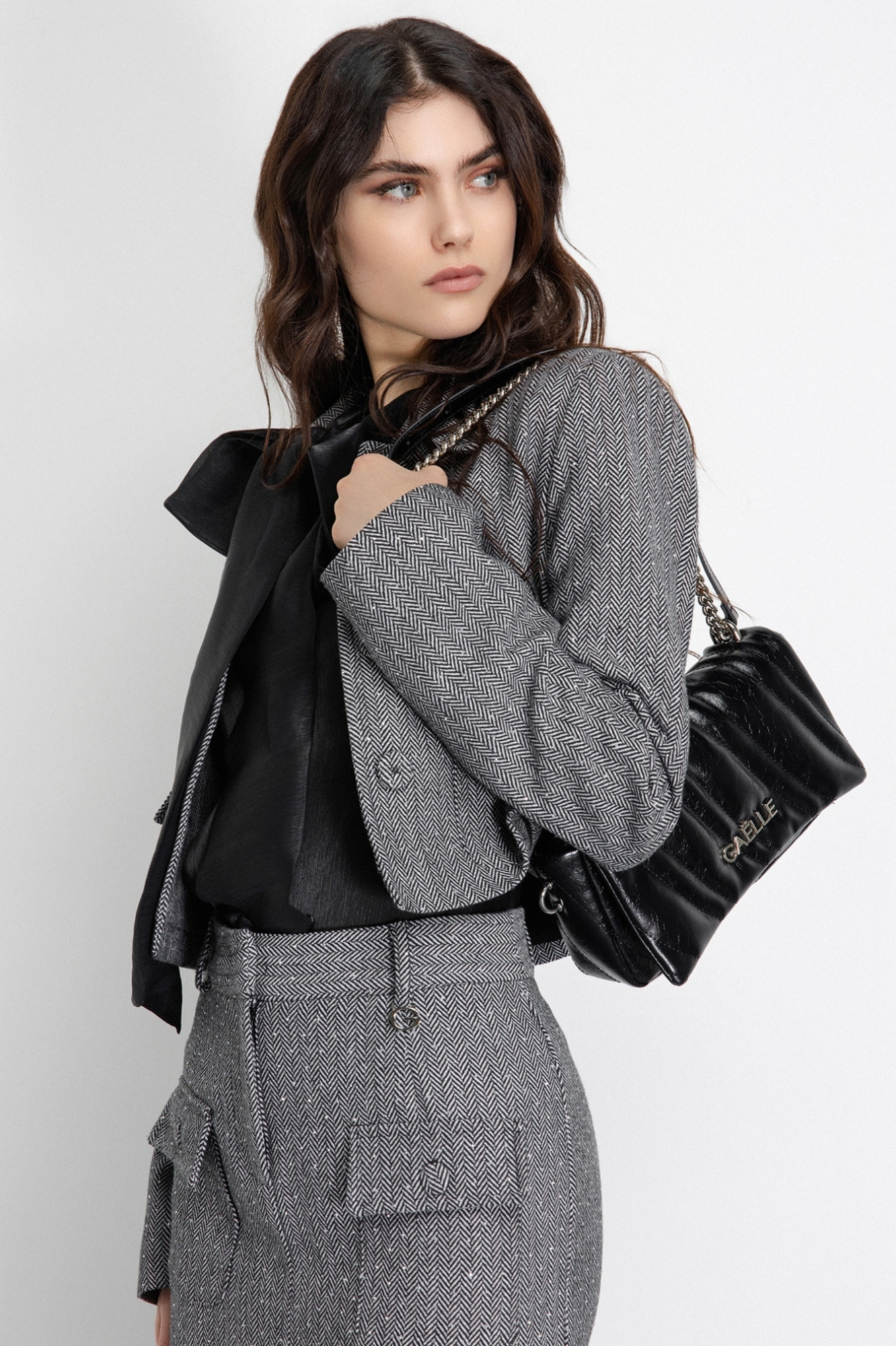 Regular Shoulder Strap Matelasse' In Diagonale • Nero