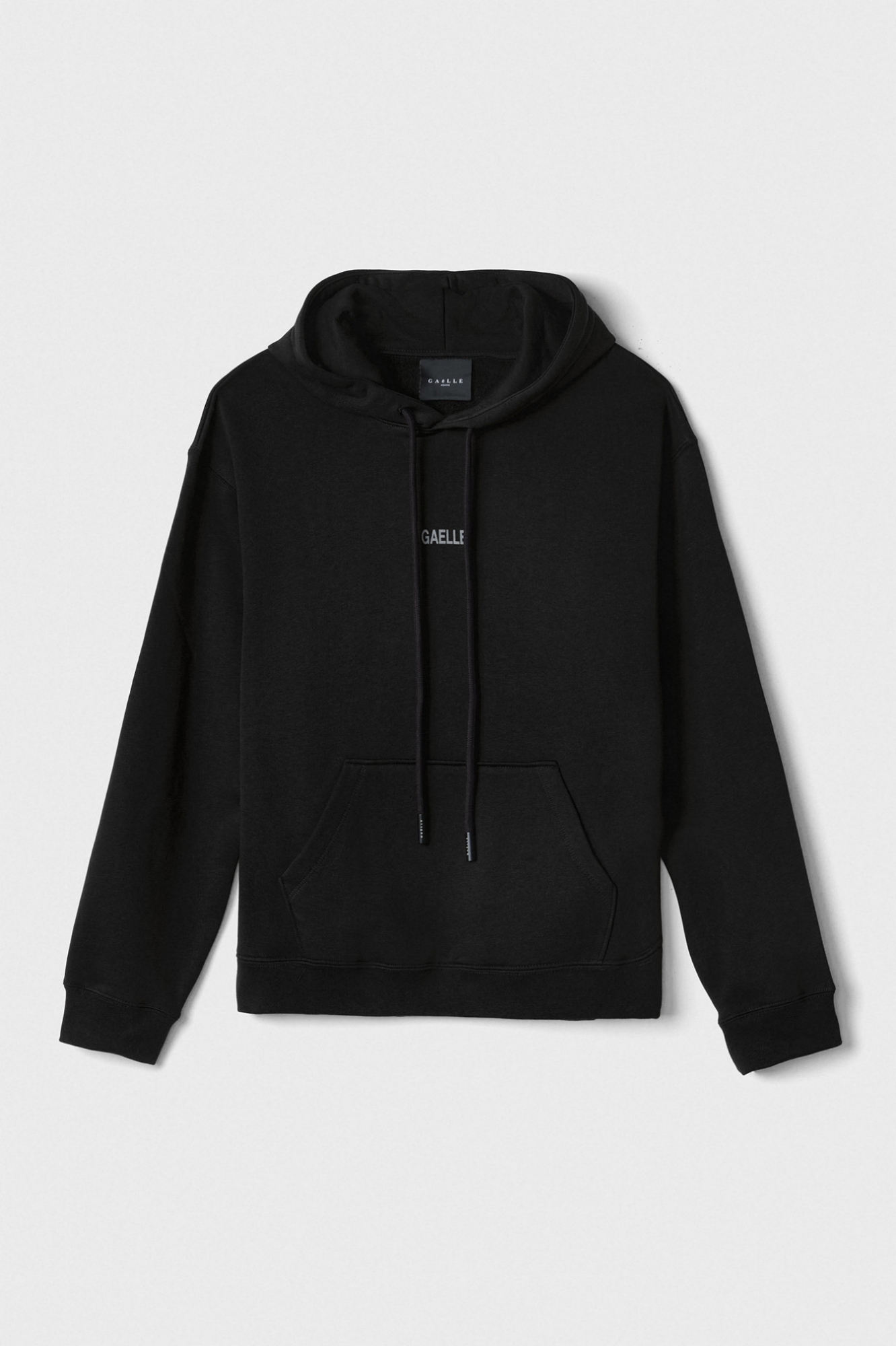 Felpa Cappuccio Con Marsupio Manica Lunga E Stampa • Nero