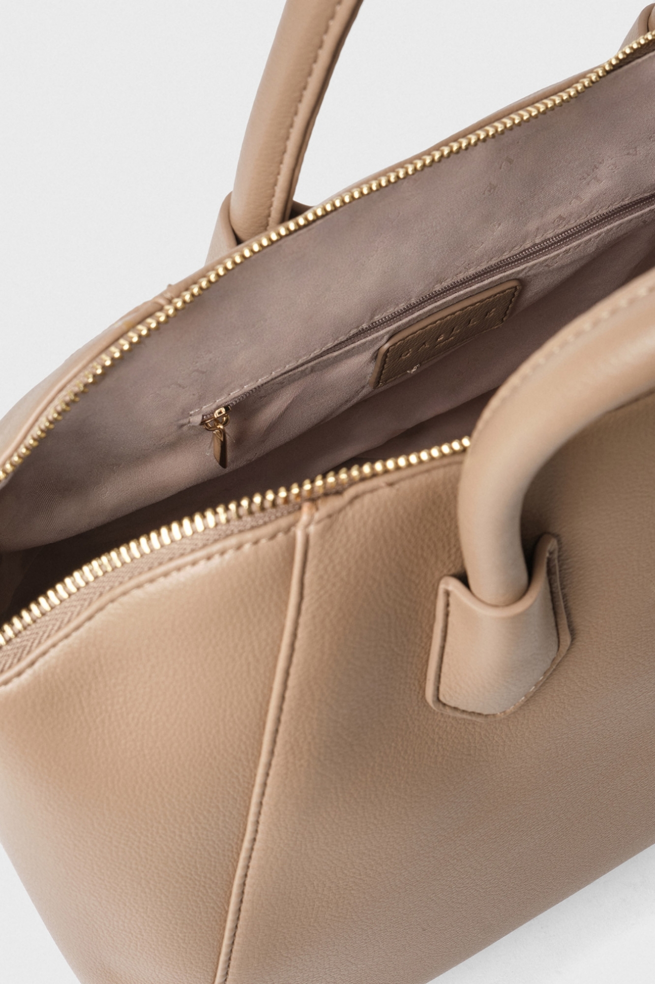 Immagine di Maxi Duffle Bottalato • Cammello