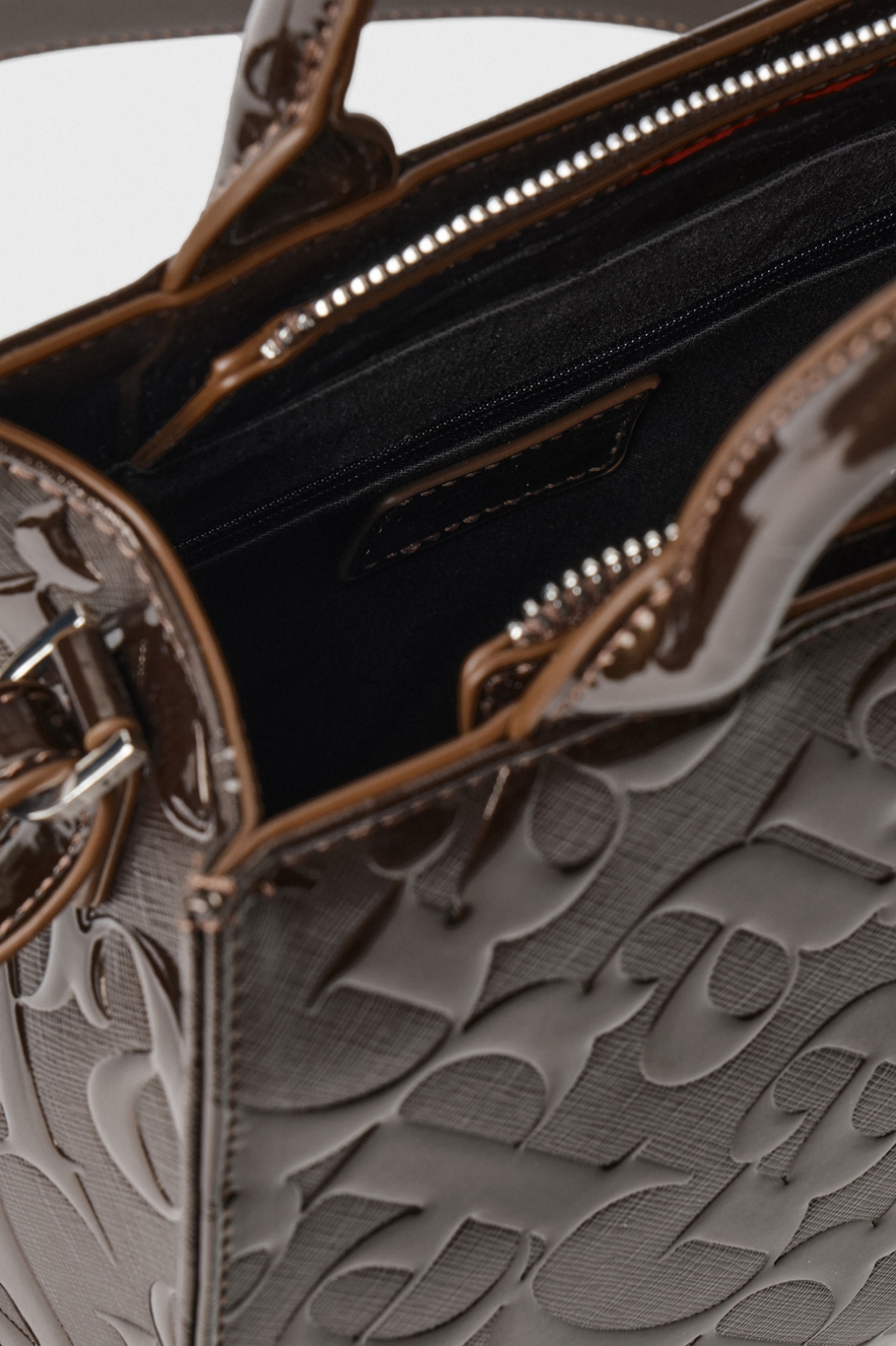 Immagine di Mini Shopper Allover In Vernice • Moro