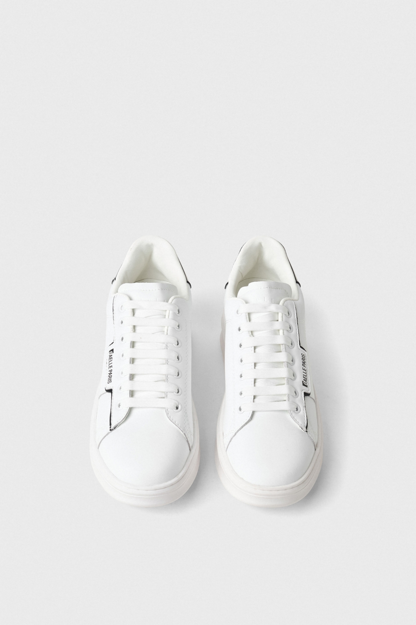 Sneakers Addict In Action Leather Con Piping • Bianco