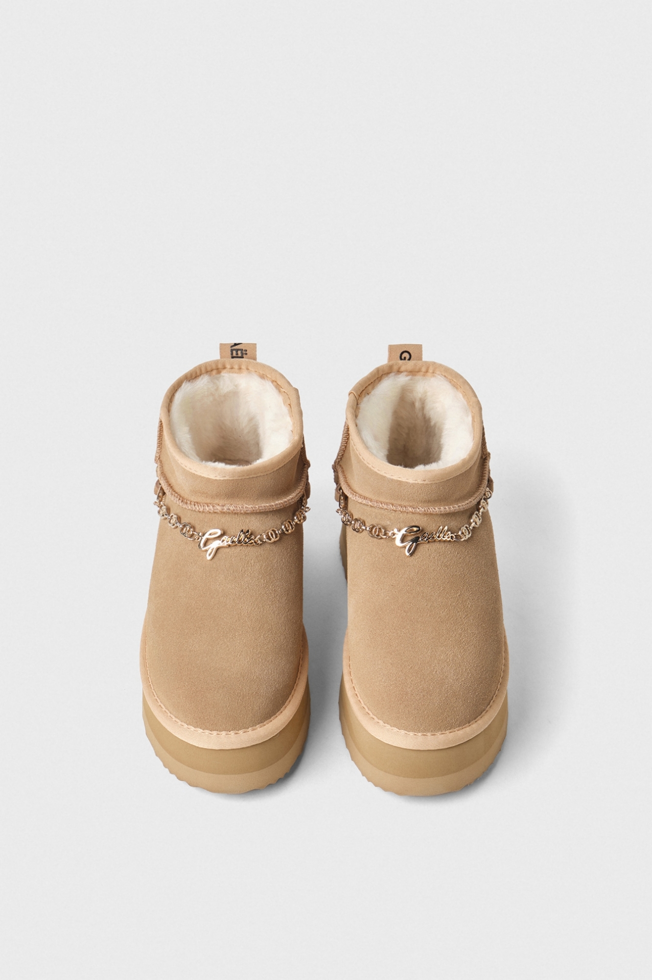 Eskimo Boots Basso In Suede E Eco Fur Con Metal Logo • Cammello