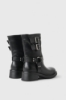 Ankle Boots Con Fibbielogate E Stampa Embossed Sul Cinturino • Nero