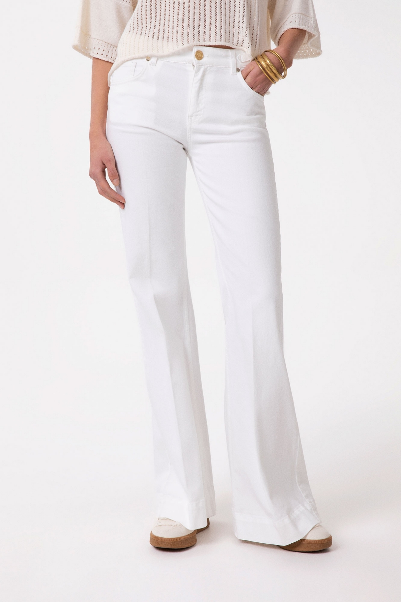 PANTALONE FLARE IN DENIM CON MORSETTI LATERALI