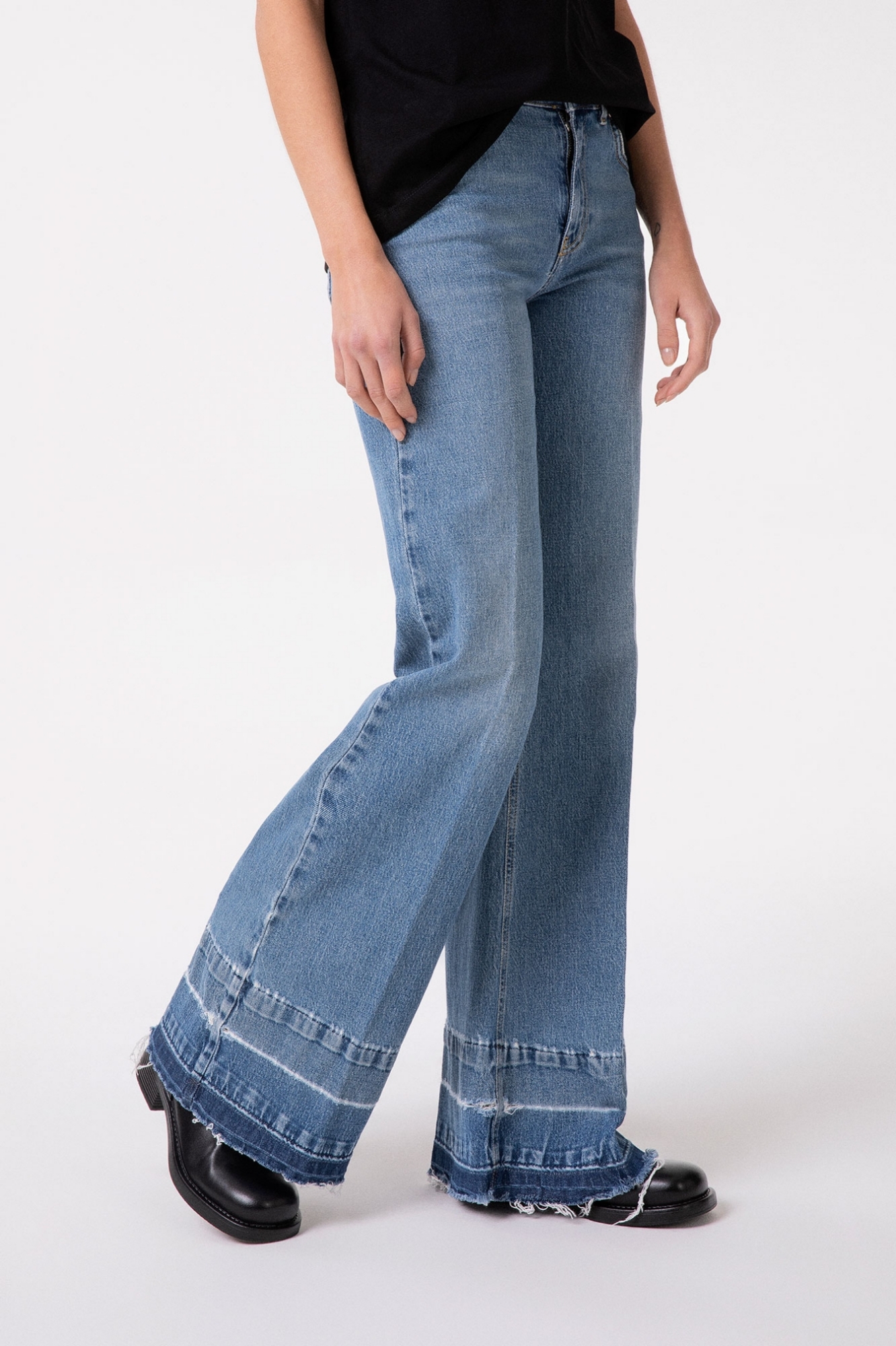 PANTALONE WIDE LEG REGULAR CON MORSETTI LATERALI