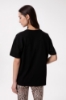 T-Shirt Paricollo Mezza Manica Con Ricamo • Nero
